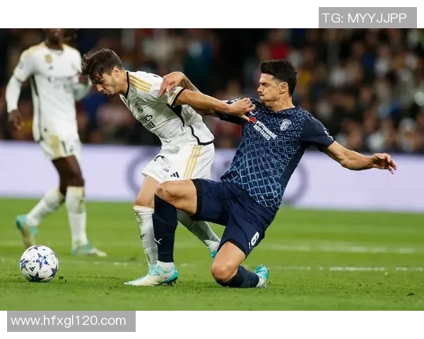 足球明星在赛场上的激情时刻与惊艳表现回顾